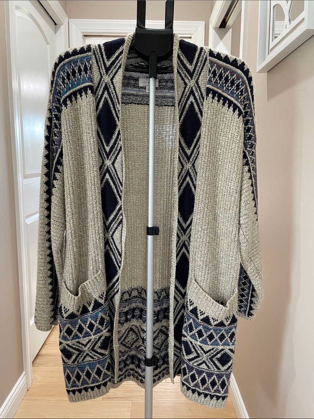 Lucky Brand Cream and Navy Patterned Open Cardigan